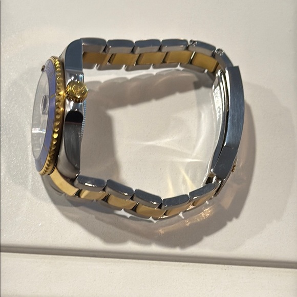 Rolex Blue and Gold Dive Watch - Picture 8 of 12